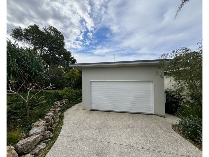 23 Dawn Drive, Moonee Beach NSW 2450