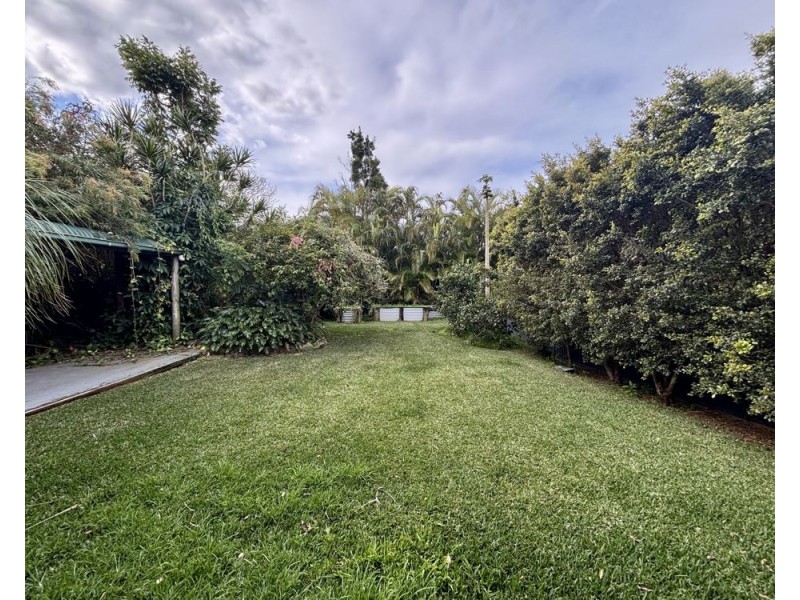 23 Dawn Drive, Moonee Beach NSW 2450