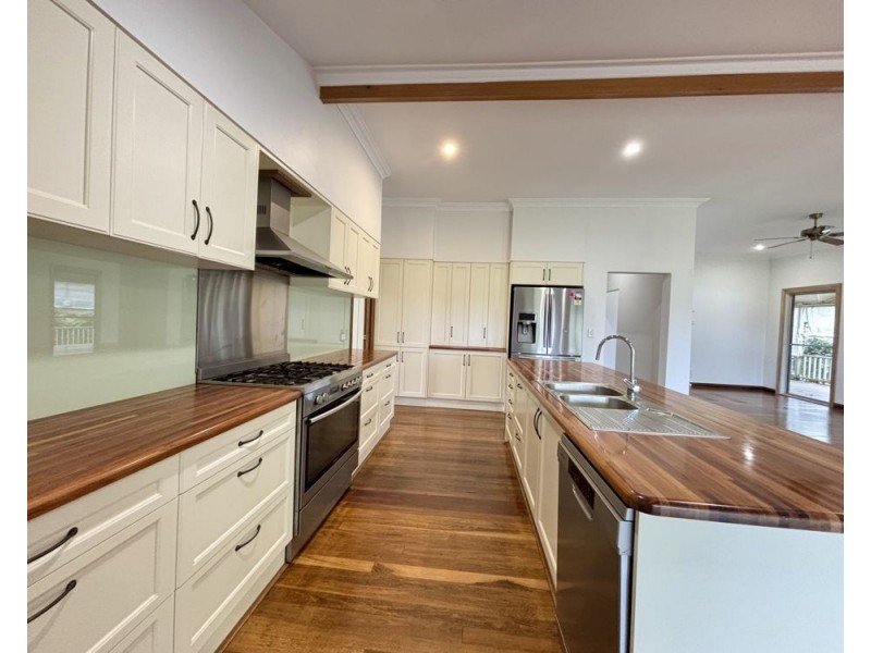 00 House – Crossmaglen Road, Bonville NSW 2441