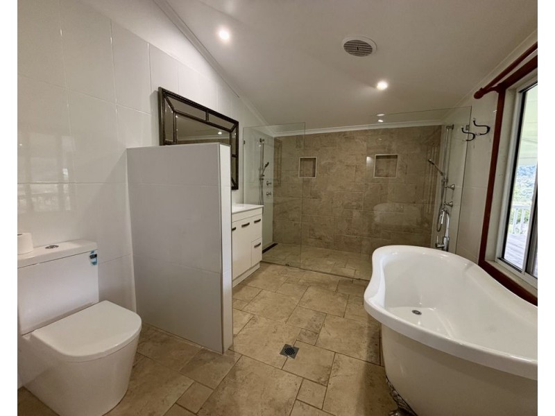 00 House – Crossmaglen Road, Bonville NSW 2441