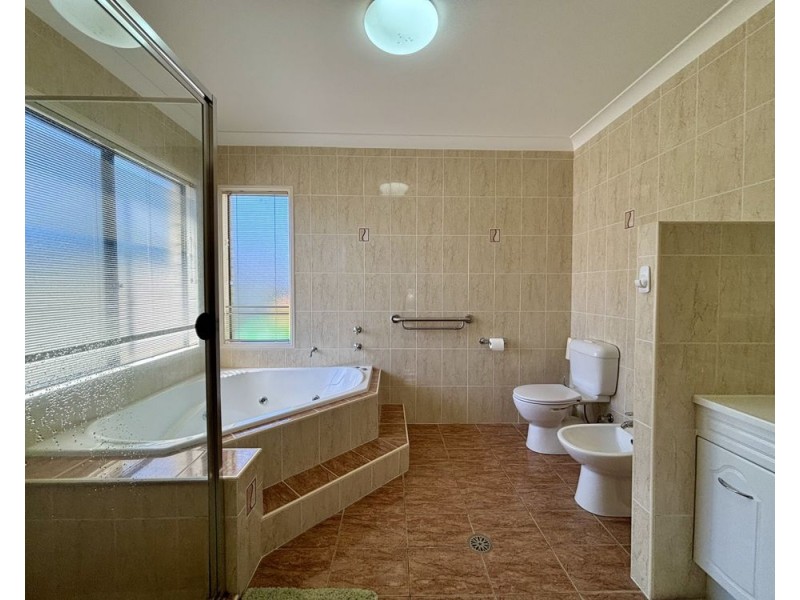 32 De Castella Drive, Boambee East NSW 2452