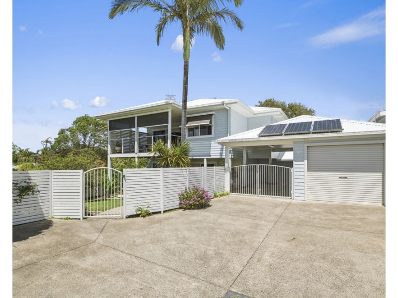 9a Acacia Avenue, Sandy Beach NSW 2456