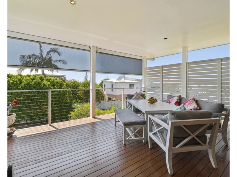 9a Acacia Avenue, Sandy Beach NSW 2456