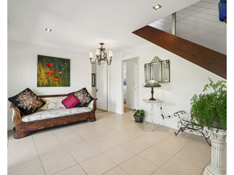 9a Acacia Avenue, Sandy Beach NSW 2456