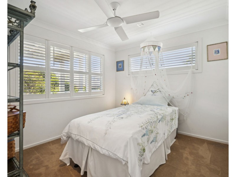 9a Acacia Avenue, Sandy Beach NSW 2456