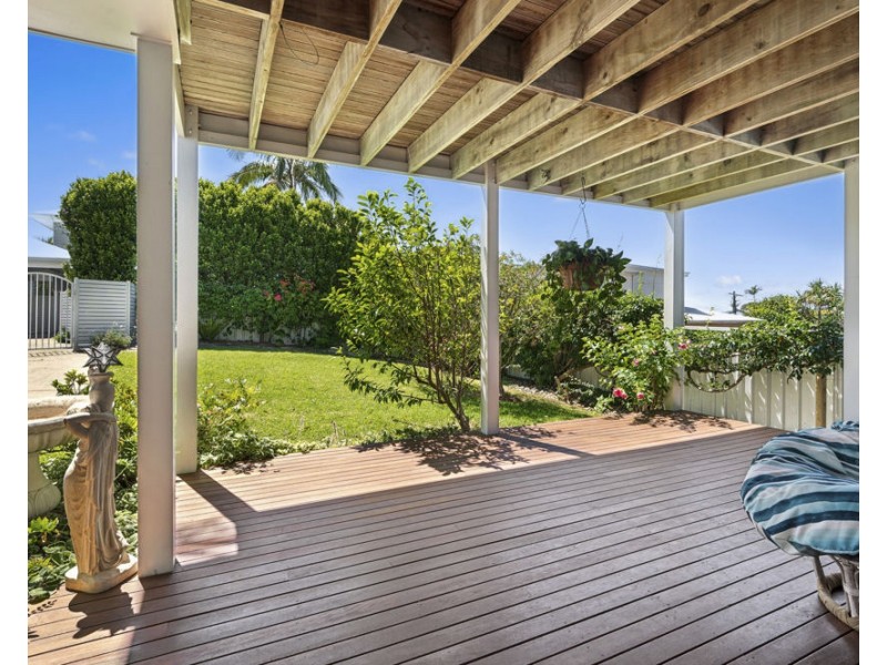 9a Acacia Avenue, Sandy Beach NSW 2456
