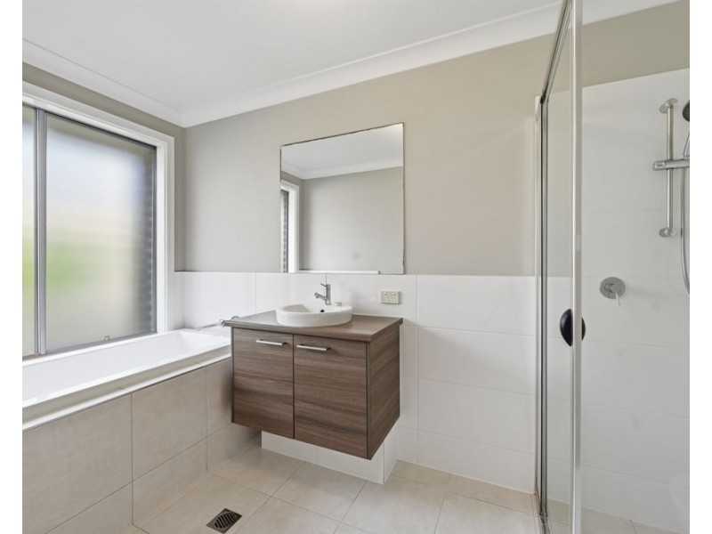 4 April Street, Sandy Beach NSW 2456