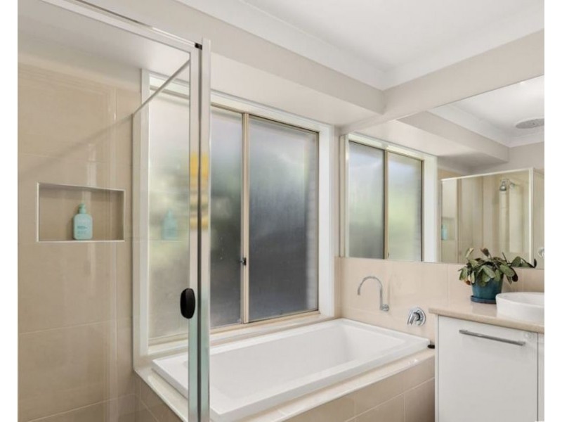 4 Oceanic Drive, Sandy Beach NSW 2456