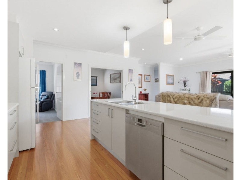 6 Mimiwali Drive, Bonville NSW 2441