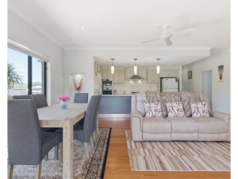 6 Mimiwali Drive, Bonville NSW 2441