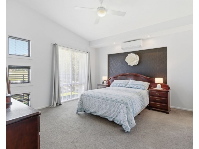 6 Mimiwali Drive, Bonville NSW 2441