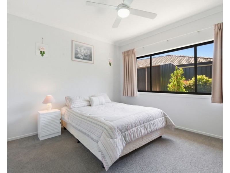 6 Mimiwali Drive, Bonville NSW 2441