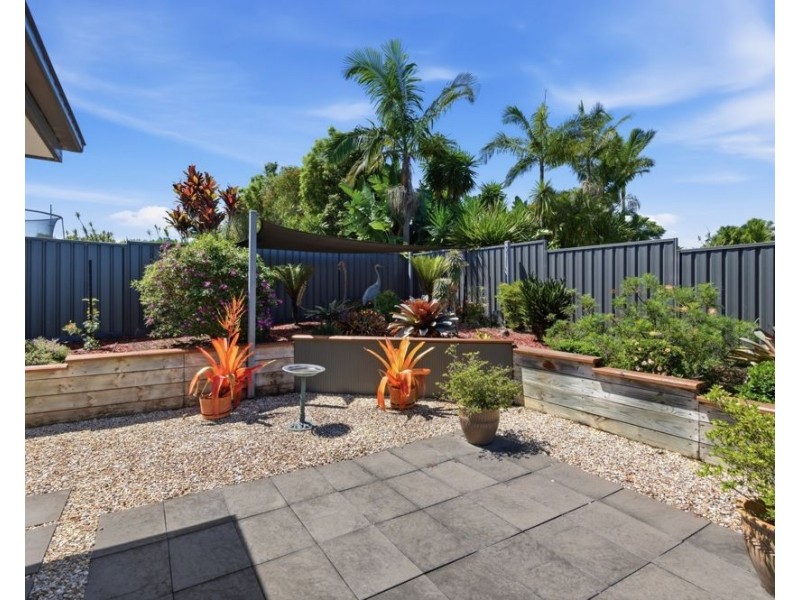 6 Mimiwali Drive, Bonville NSW 2441