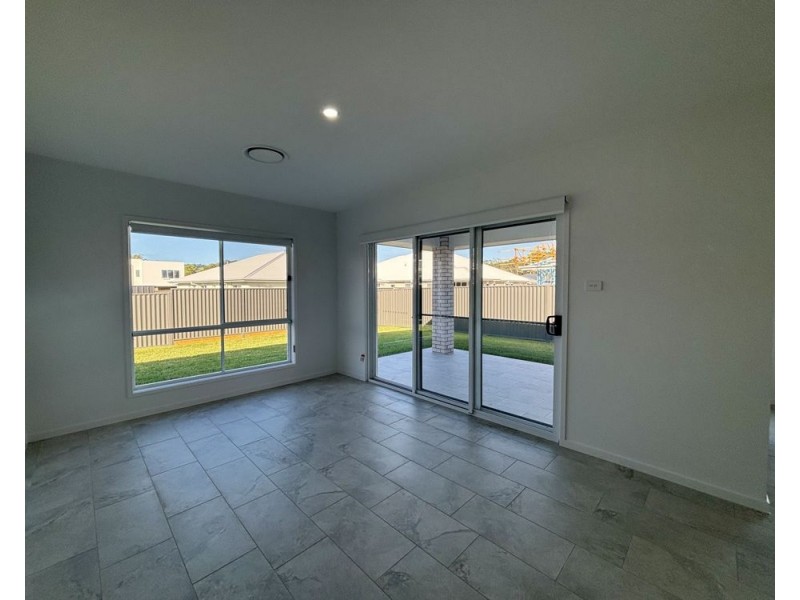 17 Basil Street, Coffs Harbour NSW 2450