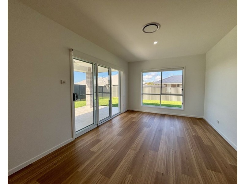 15 Basil Street, Moonee Beach NSW 2450