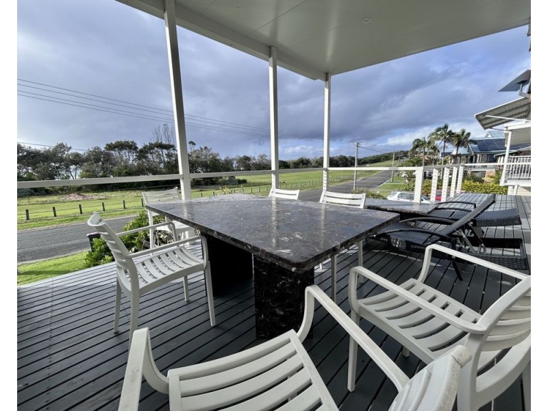 60a Sandys Beach Road, Sandy Beach NSW 2456