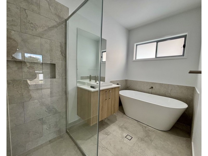 4 Turtle Rise, Bonville NSW 2441