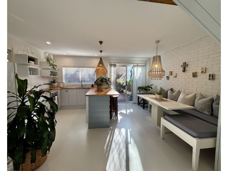 1/113 Fiddaman Road, Emerald Beach NSW 2456