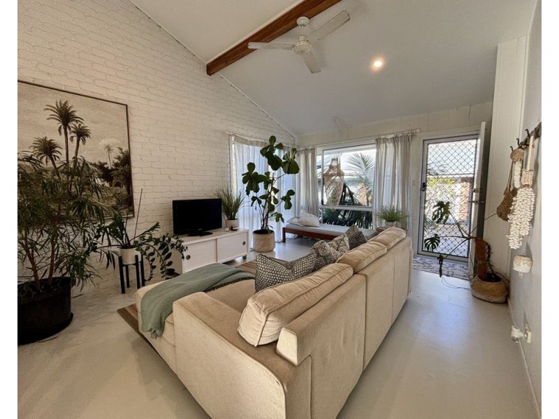 1/113 Fiddaman Road, Emerald Beach NSW 2456