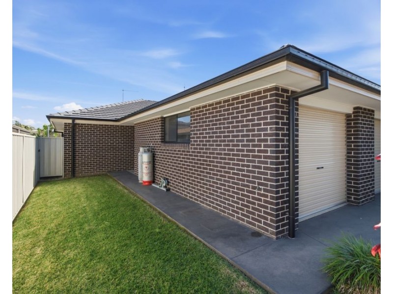 15-15A Sunshine Circuit, Emerald Beach NSW 2456