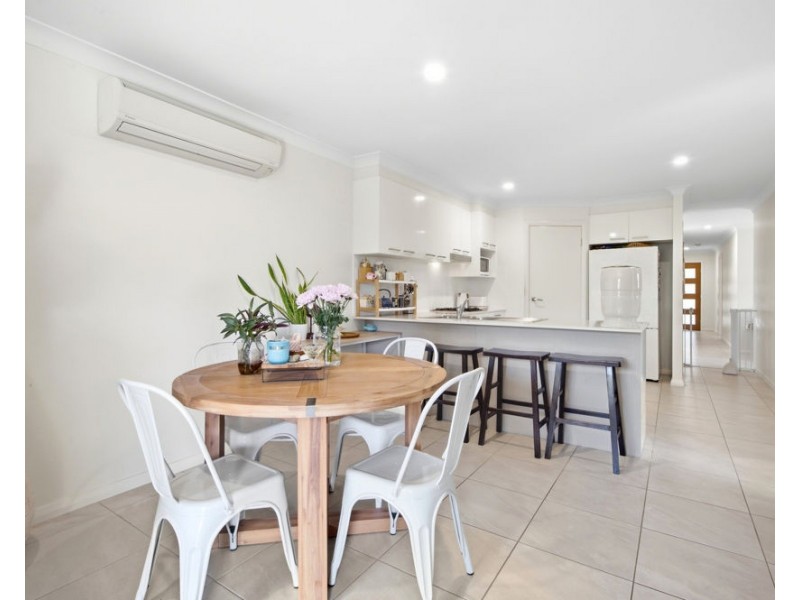 11-11A Seabeach Street, Sandy Beach NSW 2456