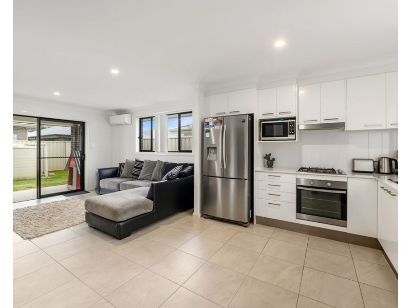 11-11A Seabeach Street, Sandy Beach NSW 2456