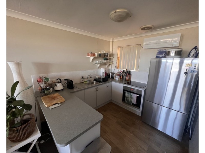 4/33 Sandy Beach Road, Korora NSW 2450