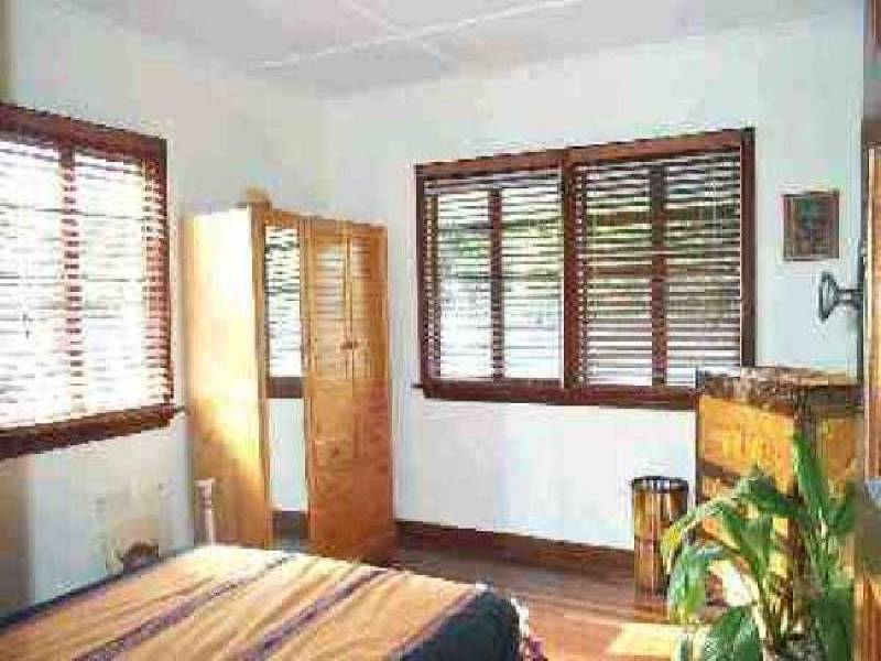 12 Vale Street, Wavell Heights QLD 4012