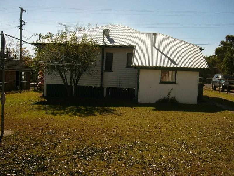 Hamilton Road, Chermside QLD 4032