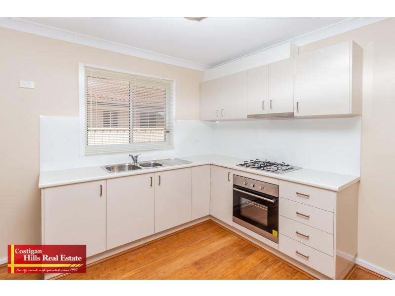 9A Magyar Place, Oakhurst NSW 2761