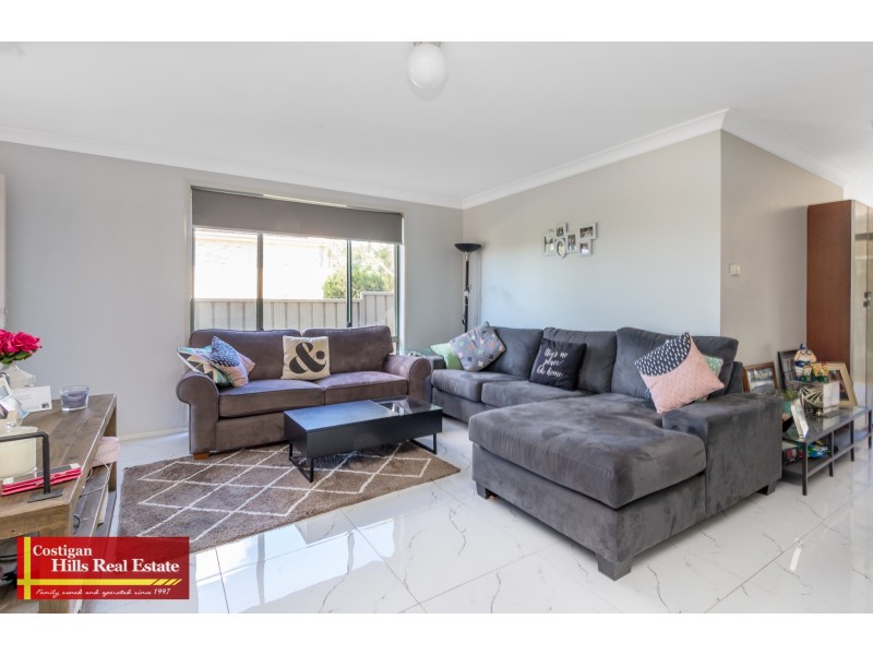 1/33 Pagoda Crescent, Quakers Hill NSW 2763
