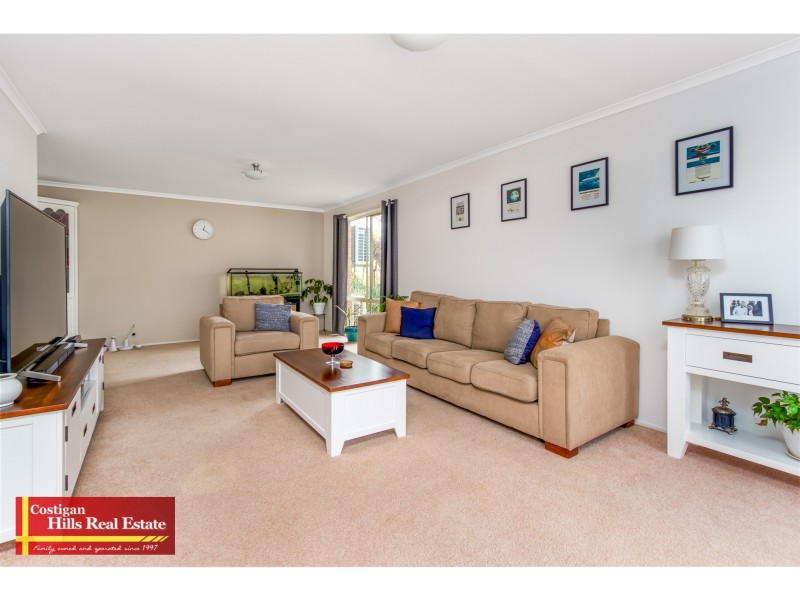 2 Loring Place, Quakers Hill NSW 2763