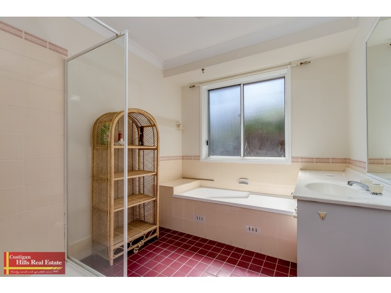 10 Crispin Place, Quakers Hill NSW 2763