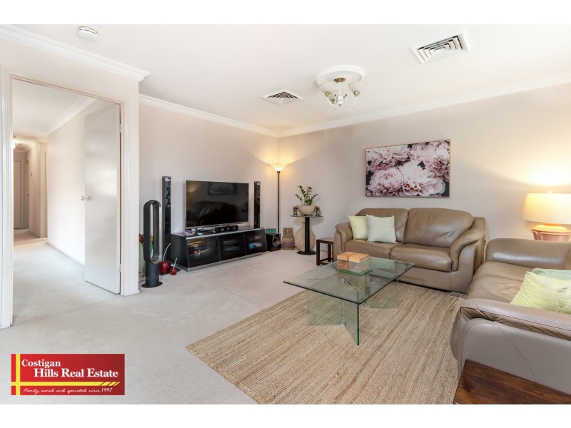 13 Loretta Place, Glendenning NSW 2761