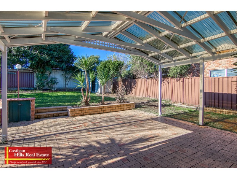 10 Crispin Place, Quakers Hill NSW 2763