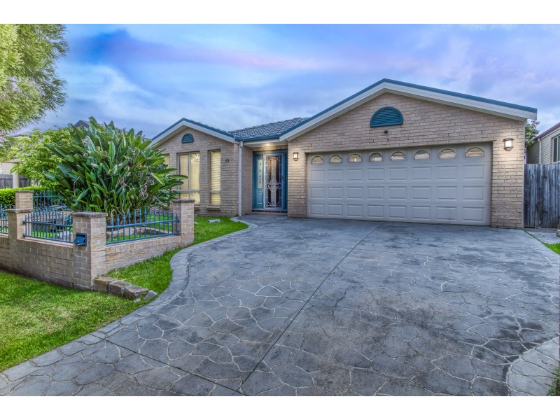 13 Hickory Place, Acacia Gardens NSW 2763