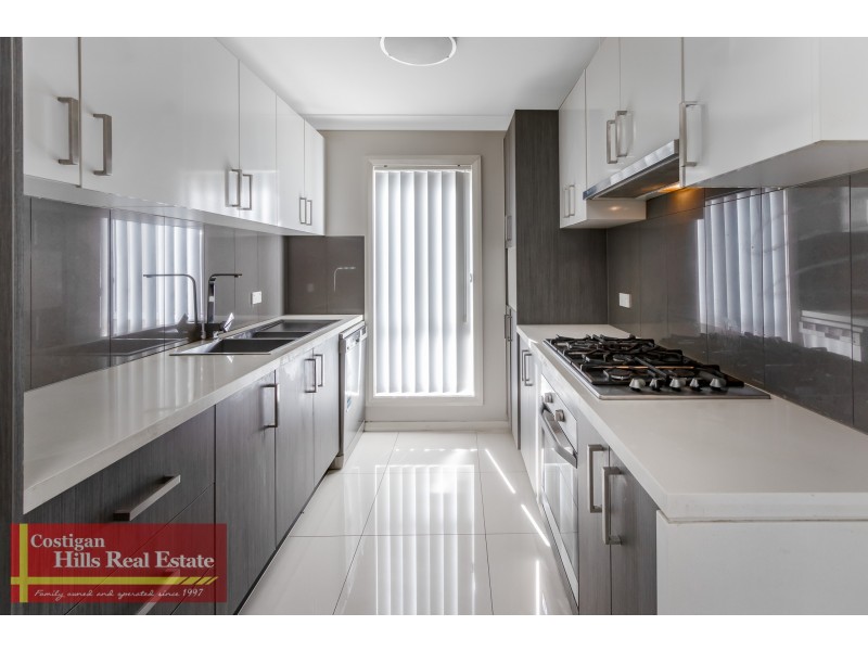 2/2 Muccillo Street, Quakers Hill NSW 2763