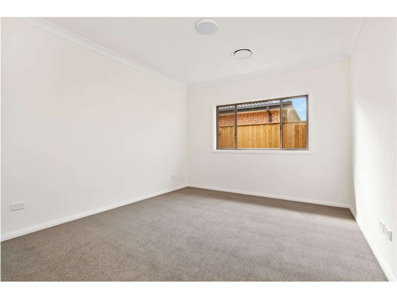4/50 Farnham Road, Quakers Hill NSW 2763