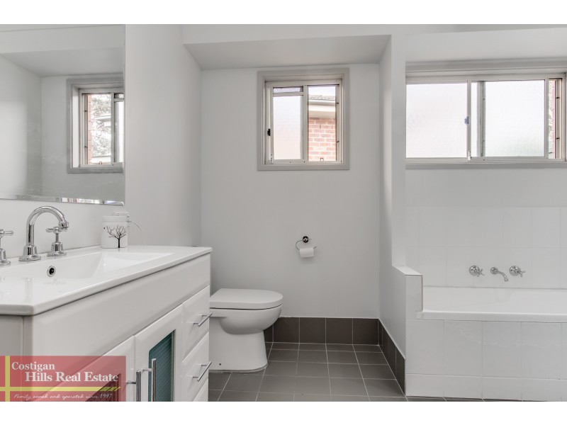 24 Torrance Crescent, Quakers Hill NSW 2763