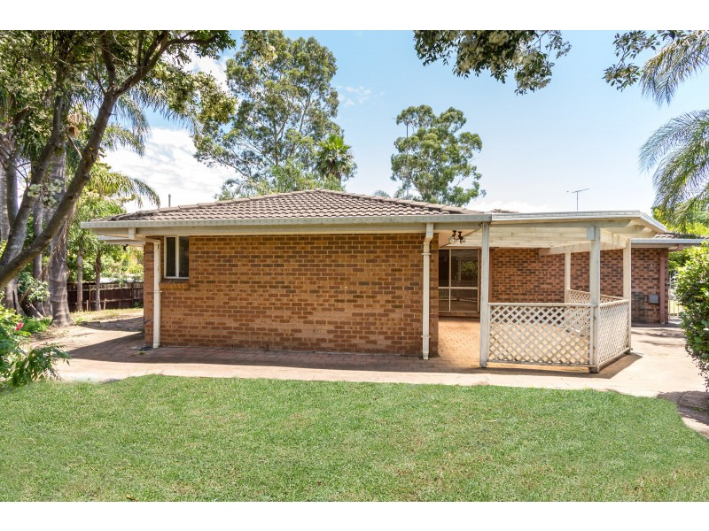 11 Erna Place, Quakers Hill NSW 2763