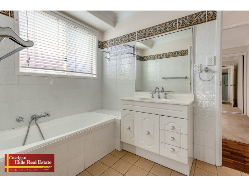 31 Kennington Avenue, Quakers Hill NSW 2763