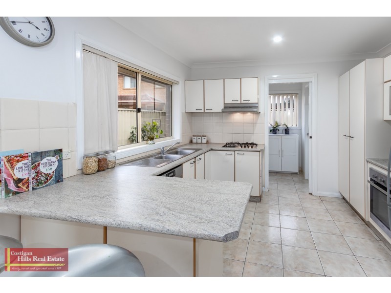 2/23 Hillcrest Road, Quakers Hill NSW 2763