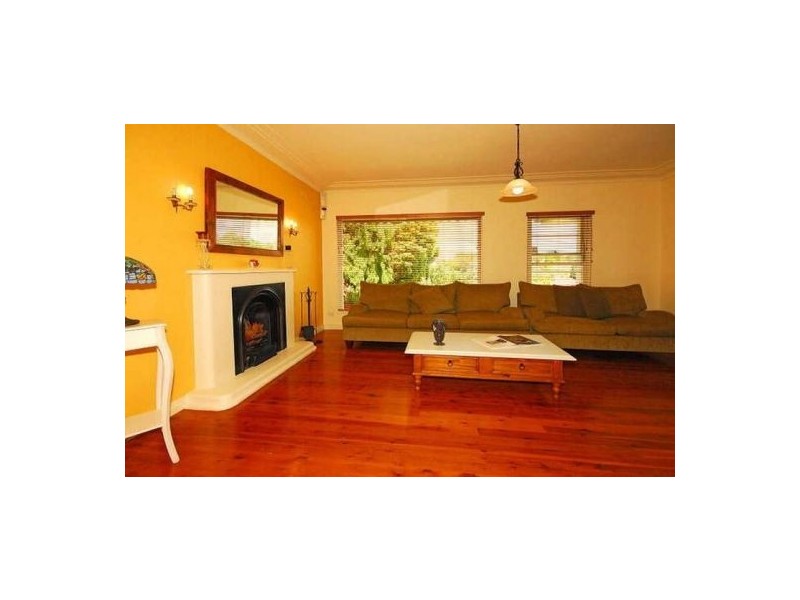 16 Fairlight Avenue, Killara NSW 2071