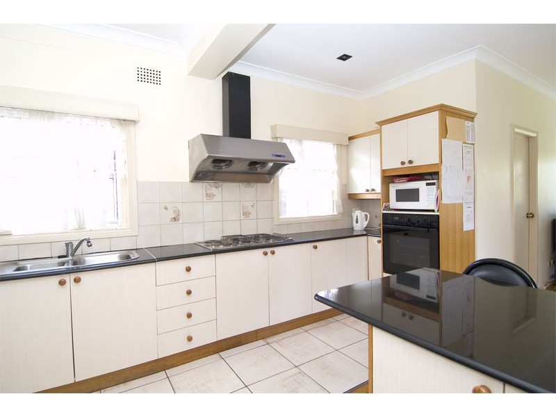 89 Duntroon Avenue, Roseville Chase NSW 2069