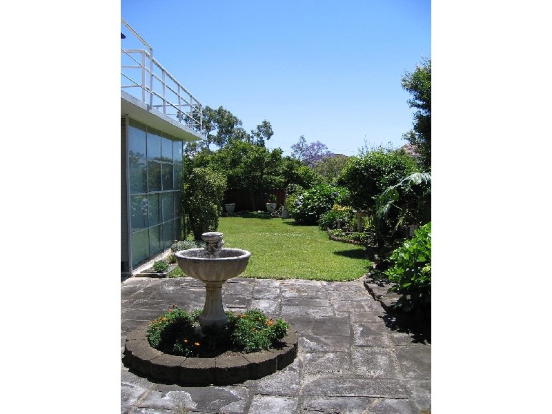 9  Links Avenue, Roseville NSW 2069