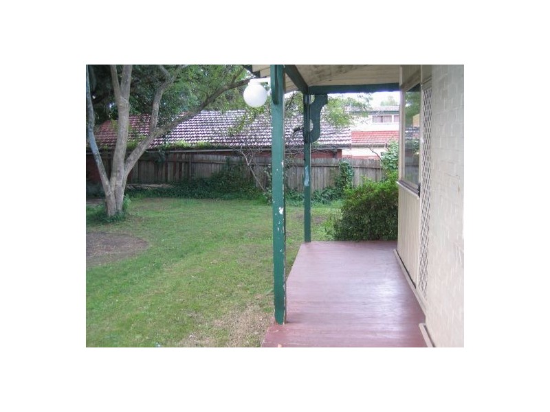 2/27 Boundary Street, Roseville NSW 2069