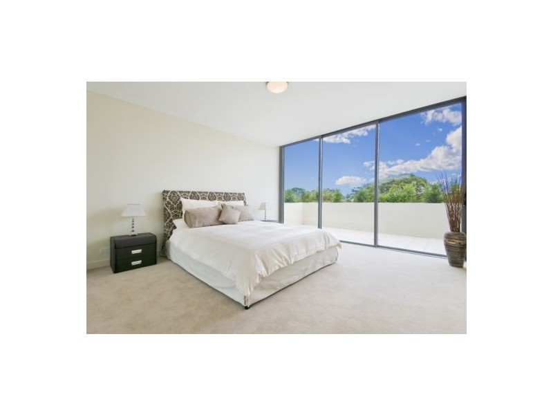 2 A Eulbertie Avenue, Warrawee NSW 2074