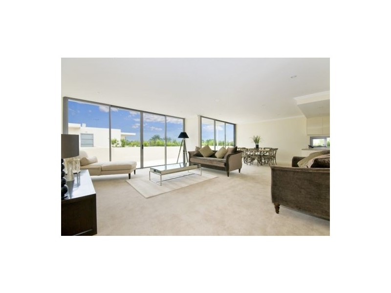 2 A Eulbertie Avenue, Warrawee NSW 2074