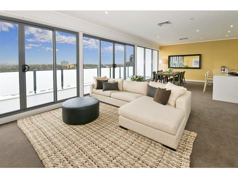 8 Cowper Street, Parramatta NSW 2150