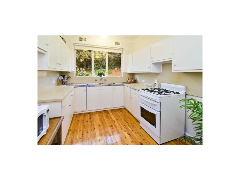 8 Fourth Avenue, Lane Cove NSW 2066
